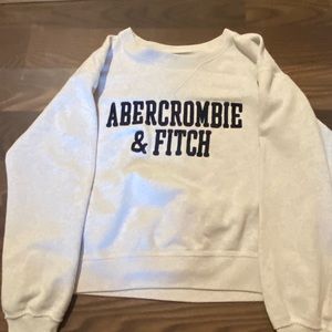 women’s white Abercrombie crew neck